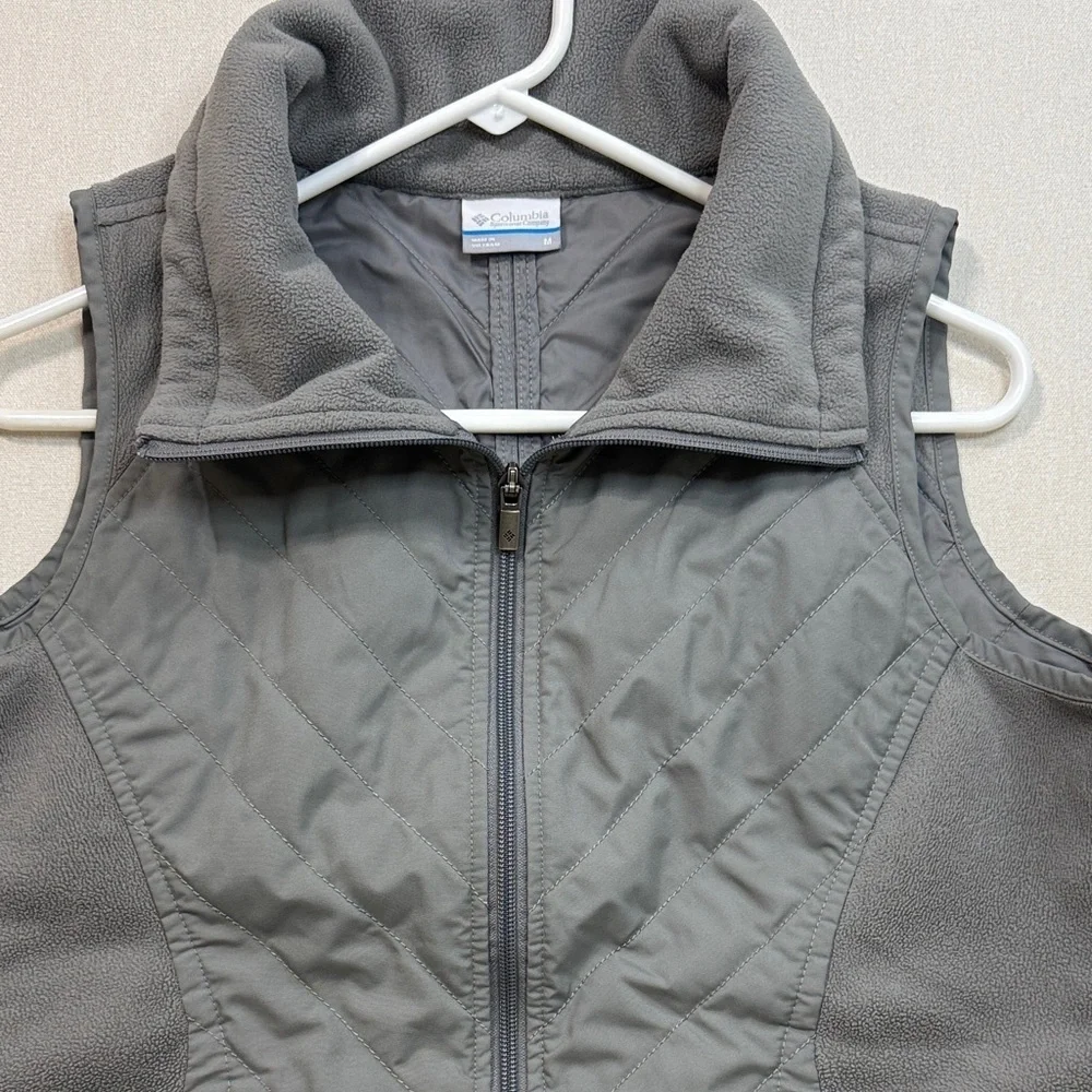 Columbia Women's Charcoal Quilted Vest